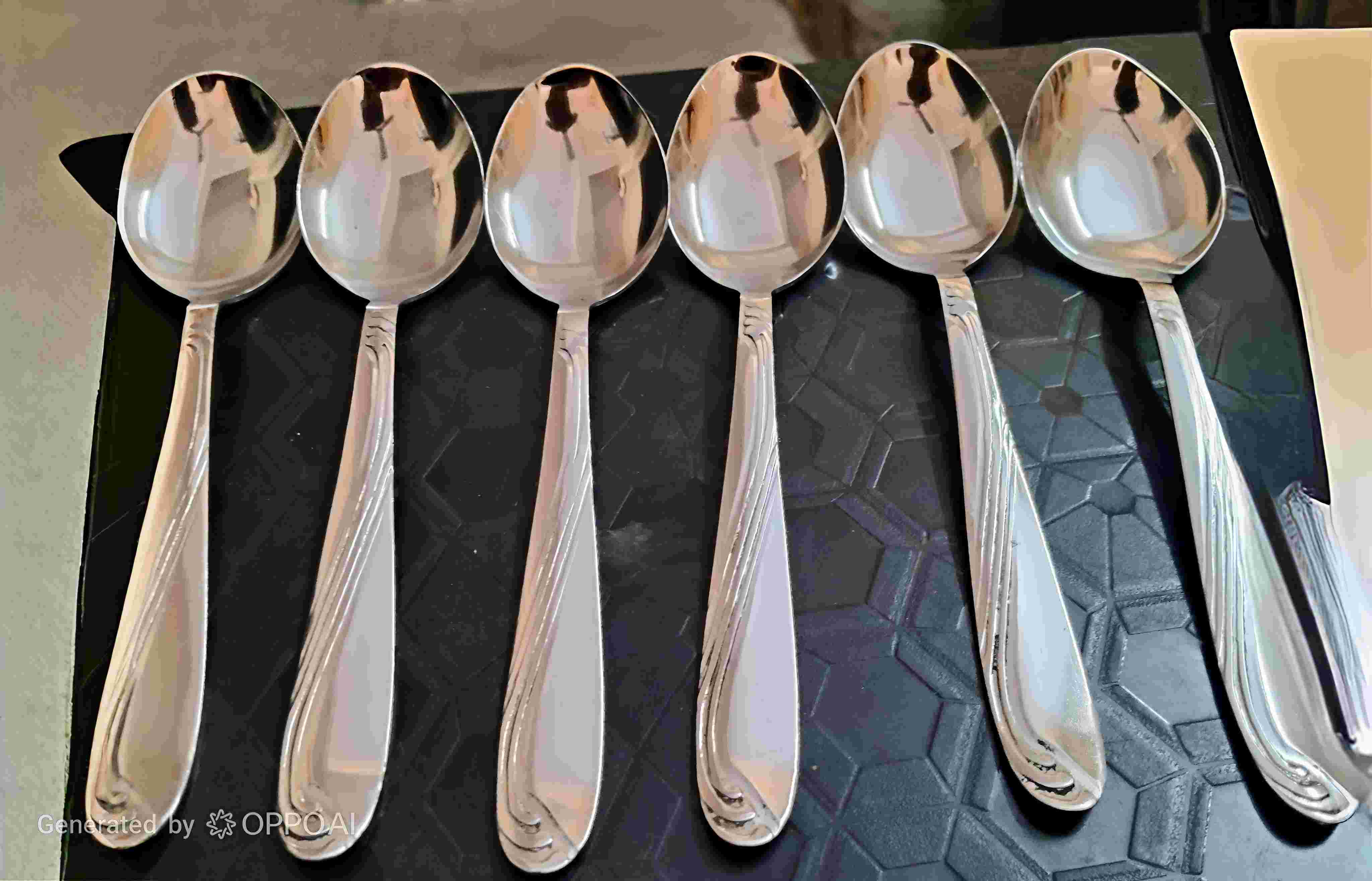 17 g light weight desert spoon + fork